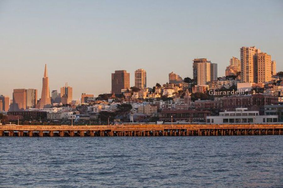 San Francisco: Golden Gate Bridge Catamaran Cruise - A crew that keeps the sailing personal
