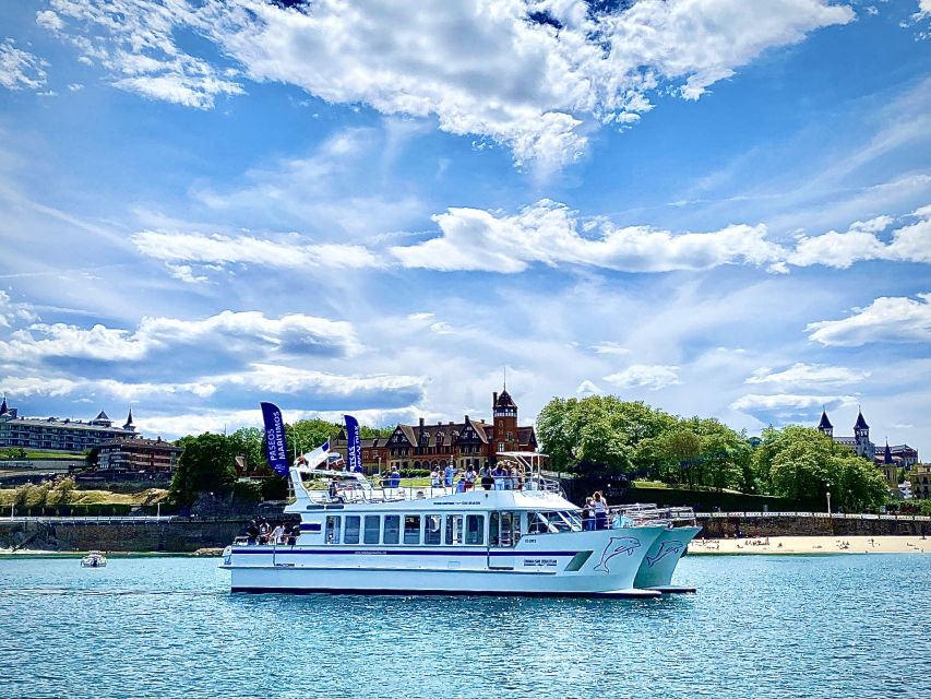 San Sebastian: Sustainable Catamaran Cruise with Audio Guide - What the silent sailing adds