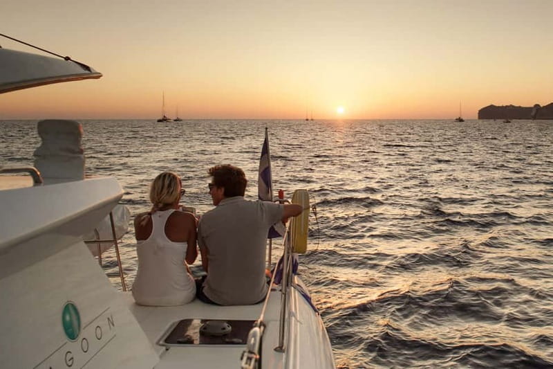 Santorini:All-inclusive Catamaran Cruise with Thirassia Stop - Day cruise or sunset cruise?