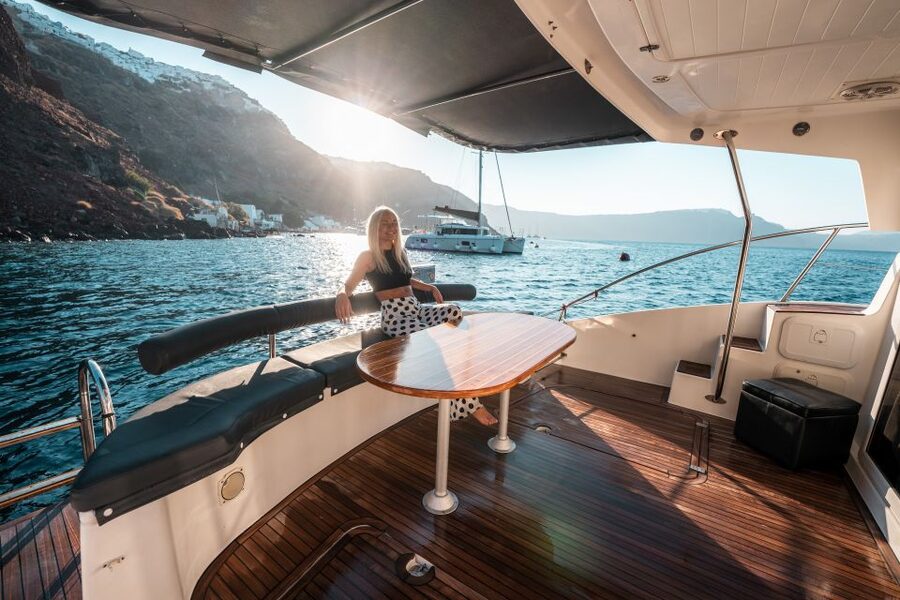 Santorini: Caldera Private Power Catamaran Cruise - What the private price includes