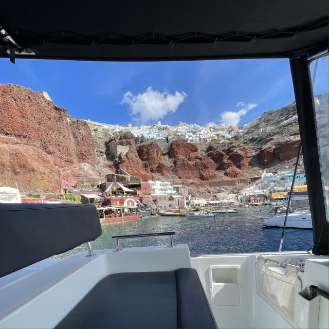 Santorini: Catamaran Cruise with Lunch, Drinks, & Oia Visit - Hot Springs and the volcanic coast