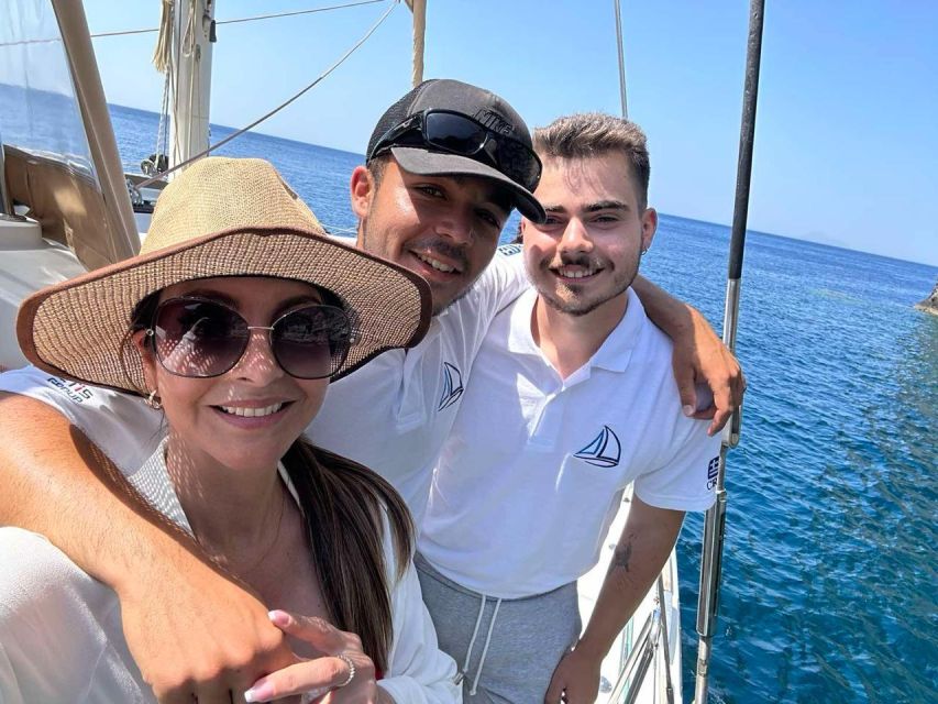 Santorini Catamaran Day Cruise: Lunch, Drinks and Transfers - Entering the Caldera and Swimming at the Volcano
