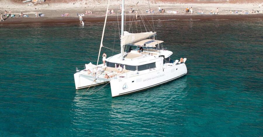 Santorini Catamaran Day Cruise: Lunch, Drinks and Transfers - What the $129 Price Really Covers