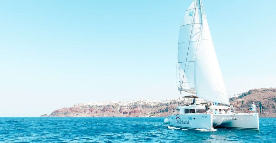 Santorini: Catamaran Tour with BBQ Meal and Unlimited Drinks - Why seeing Santorini from the sea matters