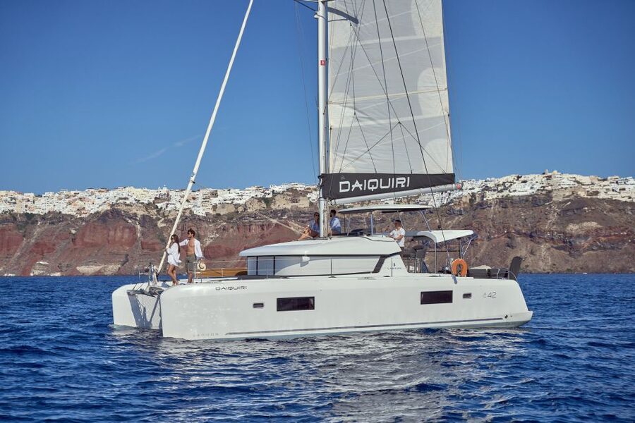 Santorini: Day Luxury Catamaran Cruise with Meal & Drinks - Morning cruise or a longer sunset option?