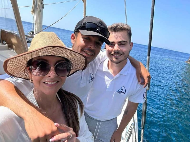 Santorini: Luxury Catamaran Cruise with Lunch, BBQ & Drinks - Lunch, BBQ, and a swim at Thirasia