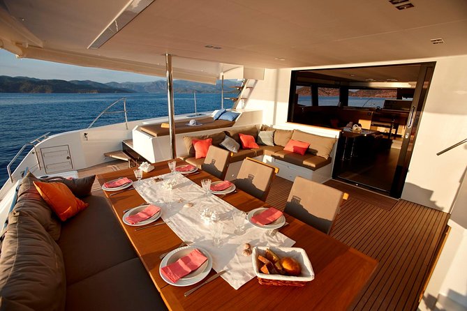 Santorini Luxury Catamaran Day Cruise with BBQ,drinks,transfer - What lunch and drinks are really like