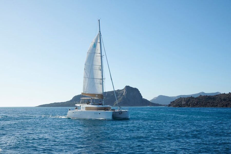 Santorini: Platinum Catamaran Cruise w/ BBQ Meal & Open Bar - Sunset near Akrotiri Lighthouse