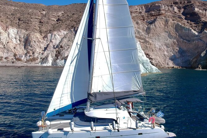 Santorini: Premium Small-Group Catamaran Cruise with Food/Drinks - Key points to know before booking