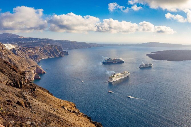 Santorini Small-Group Catamaran Sailing Trip(BBQ,drinks, transfer) - Why this Santorini catamaran trip is worth considering
