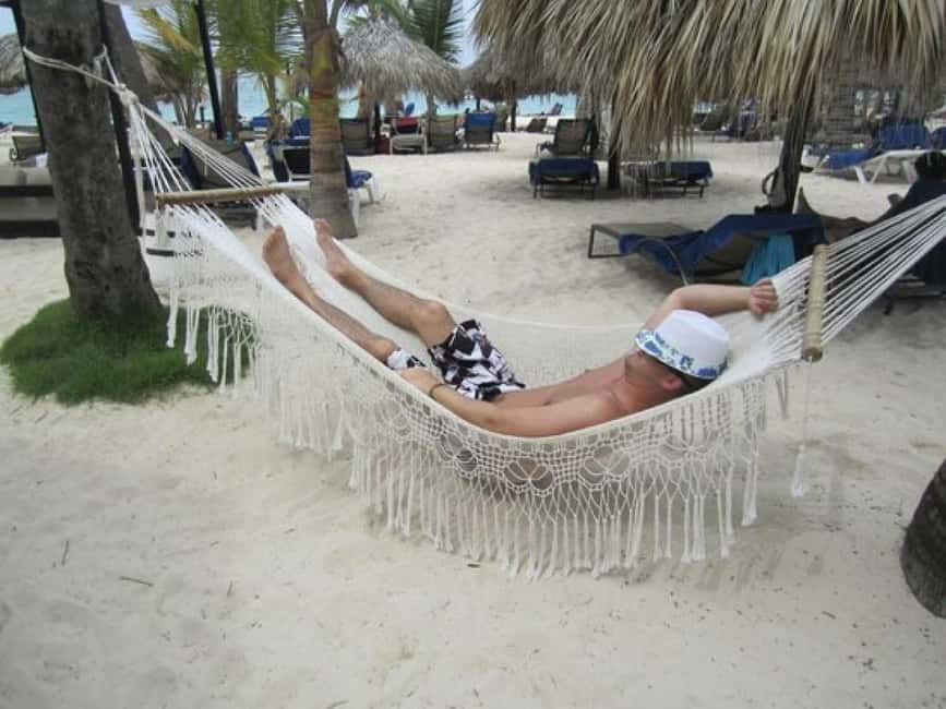 Saona Island: Catamaran/Speedboat Tour to a Dream Beach - Returning to Bayahibe and your hotel