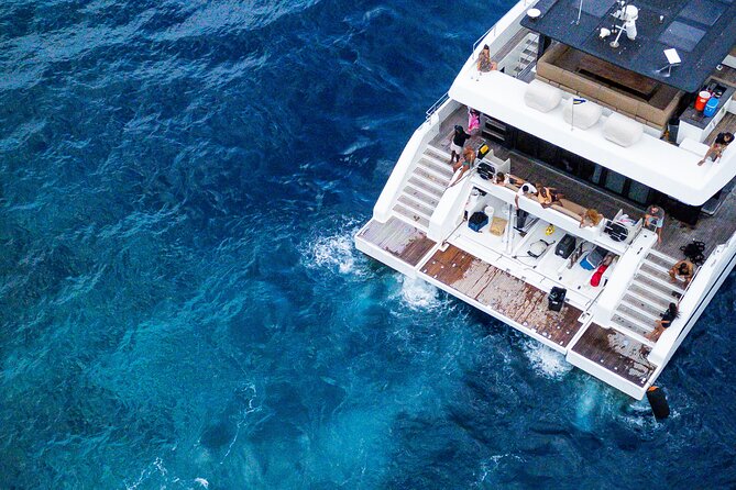 Snorkel Trip on a Catamaran Yacht All Inclusive Experience - Fuik Bay and the BBQ lunch