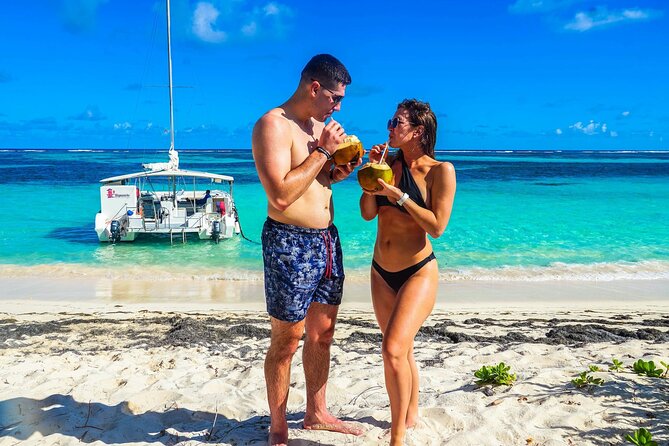 Snorkeling and Swimming on a Caribbean Cruise by Sharky Catamarans - What to pack and how to plan the day