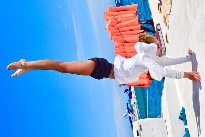 Snorkeling Catamaran Tour at Santa Maria Bay - Boat comfort, group size, and onboard practicalities