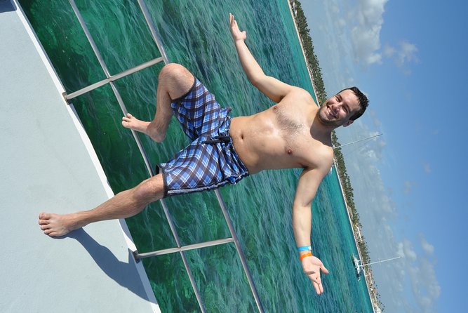 Snorkeling Catamaran Tour & Parasailing - A group cruise with real tradeoffs