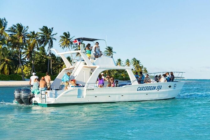 Snuba Snorkelking Parasailing and Catamaran Pack - Snorkeling and the ordinary pleasure of being in the water