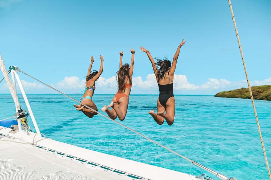 Southeast of Mauritius: Catamaran Cruise w/ BBQ Lunch - A full day from Mahébourg’s Pointe des Régates