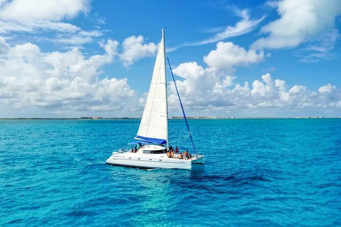 Splendid Isla Mujeres Catamaran: drinks and fun all day! - Sailing Out of Cancun for an Eight-Hour Caribbean Day