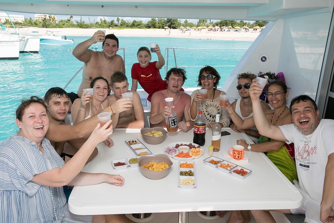 St Maarten Luxury Catamaran Full-Day Group Charter - Practical details that can make the day easier