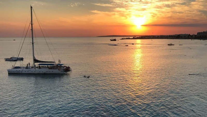 Sunny Beach: Sunset Catamaran Cruise with Dinner & Prosecco - Seeing Nessebar by night on the return
