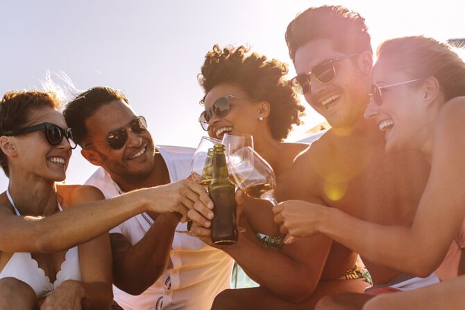 Sunset catamaran tour: Aperitif on the boat in Palermo - The catamaran and the small group
