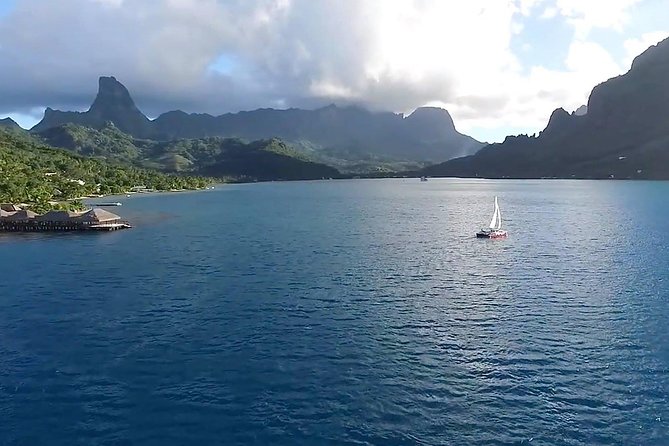 Sunset Cruise : Moorea Sailing on a Catamaran named Taboo - Practical details that can affect your choice
