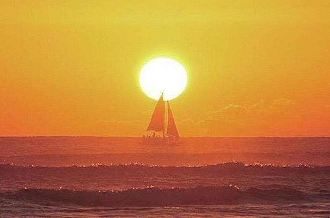 Sunset sail Aboard Manakai Catamaran - Meeting point, transport, and booking details