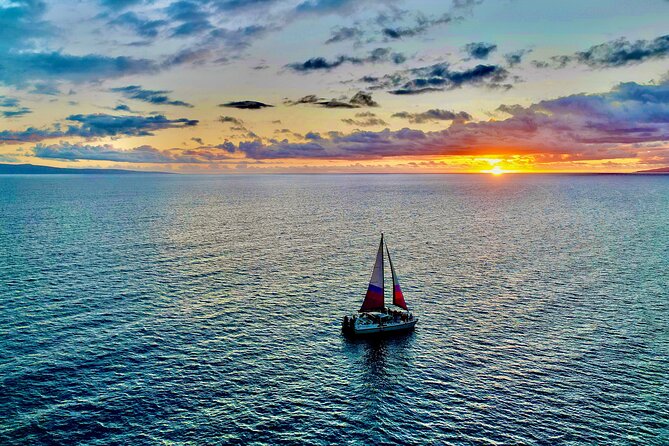 Sunset Sailing on a Floating Tiki Bar Charming Hawaiian Catamaran - Crew, comfort, and the feel on board