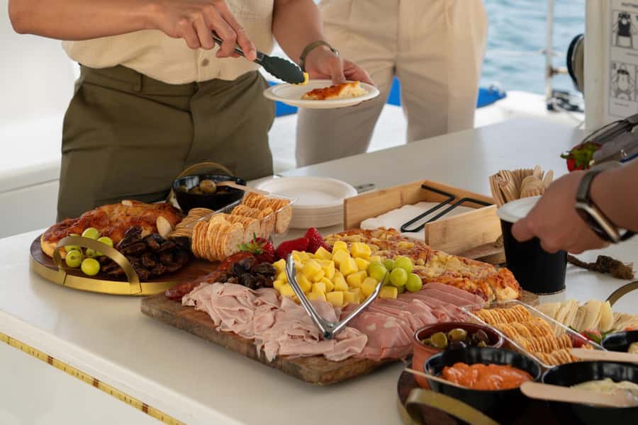 Sydney Harbour: Sunset Catamaran Cruise - Weather, Crowds, and Practical Limits