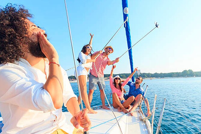 The Best Catamaran Tour to Isla Mujeres from Cancún - Spinnaker sailing when the weather cooperates