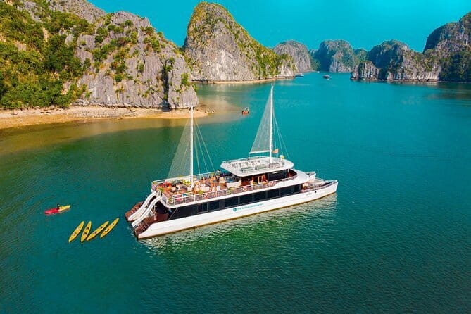 The Catba Catamaran Day Tour Lan Ha Bay Cruise Trips - Why this Lan Ha Bay day feels different