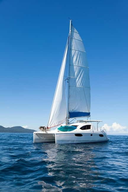 Torrevieja: Adventure tour on the catamaran Apaleo - The First Cruise Along Torrevieja’s Coast