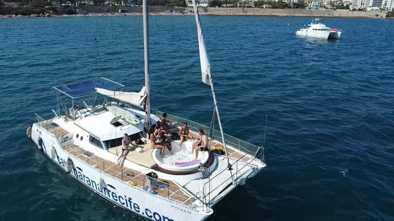 Torrevieja: Catamaran cruise and sunset with swimming - A catamaran with a jacuzzi, not a formal sailing trip