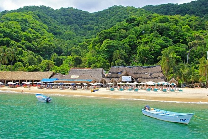 Tour Yelapas and Mahahuitas in Catamaran with Lunch and Open Bar! - Majahuitas and the quieter beach-club stop