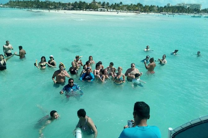 Trip to Isla Mujeres - Catamaran Unlimited Adventure from Playa del Carmen - Town time and shopping on Isla Mujeres