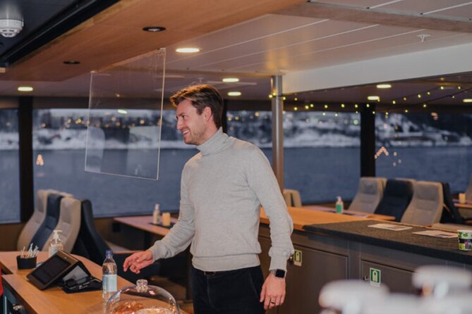 Tromsø, Northern Lights and Wilderness Evening Catamaran Cruise - The Northern Lights guarantee, explained plainly