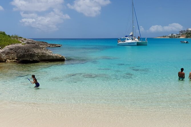 Tropical Catamaran Snorkeling & Sailing - Sailing under a following breeze