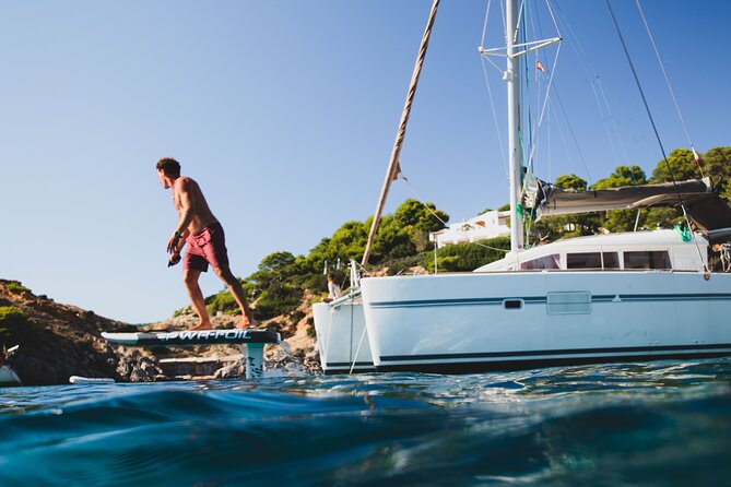 Unforgettable experience in Catamaran Ibiza - LAGOON 400 - Lunch and water time at Cala d’Hort