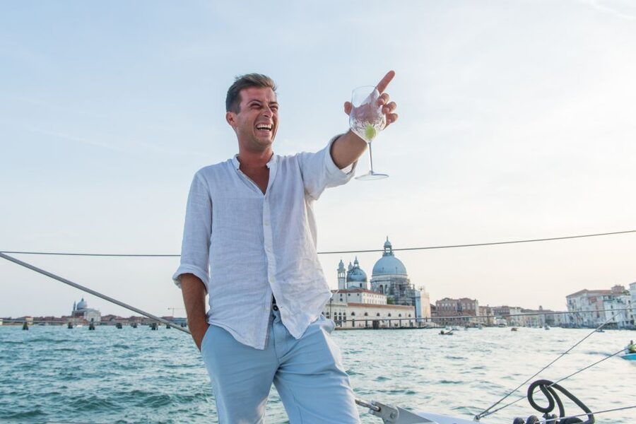 Venice: Lagoon Catamaran Cruise with Music and Drinks - Passing San Marco and entering the Giudecca Canal