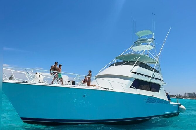 VIP YACHT up to 28 passengers - Isla mujeres snorkel - Setting Out From Playa Mujeres