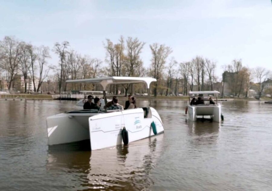 Wroclaw: City Walk and Cruise by Luxury Solar Catamaran - Market Hall, Sand Bridge, and the road to the river